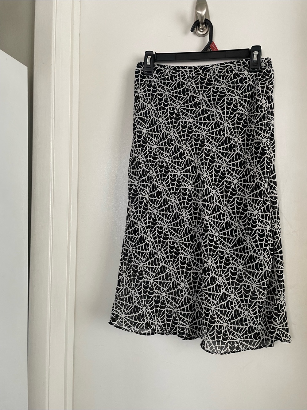 Black & White Patterned Midi Skirt - A-Line Silhouette